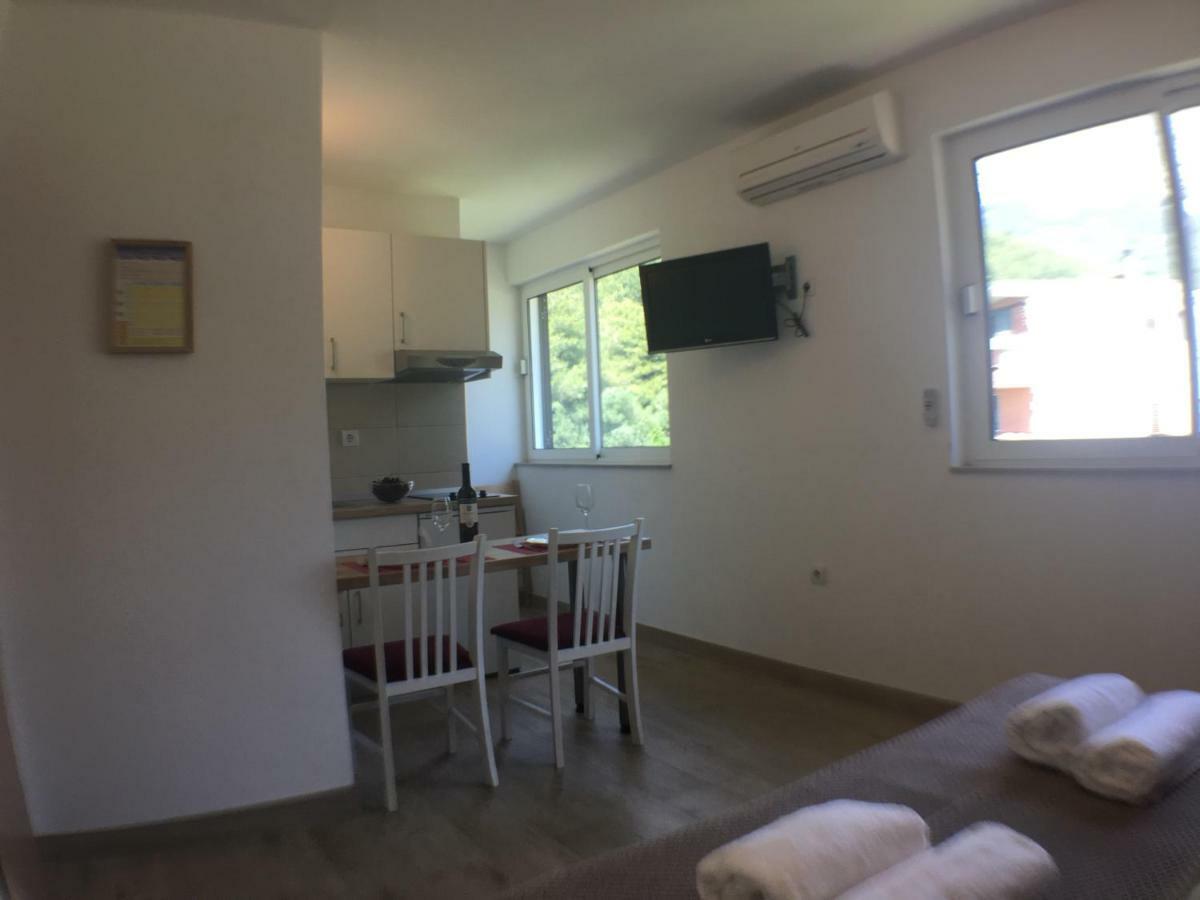Apartment Bilalovic 泽斯特拉格 外观 照片